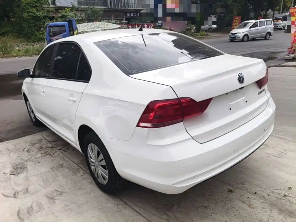 Volkswagen Santana — миниатюра 5