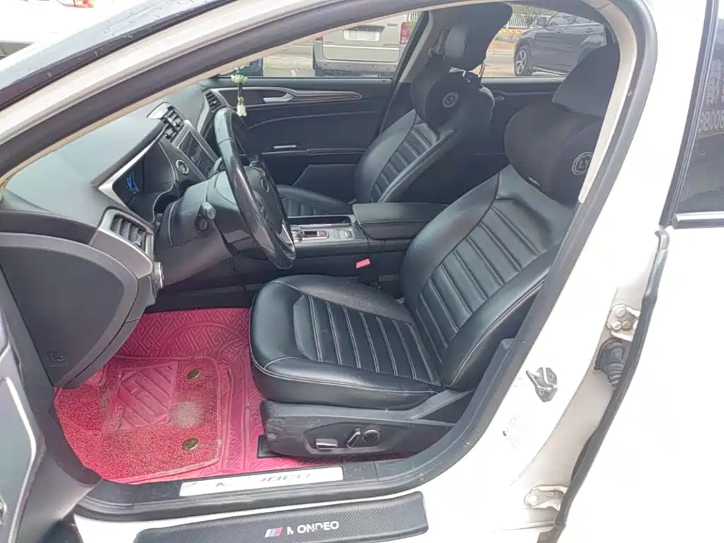 Ford Mondeo — миниатюра 15