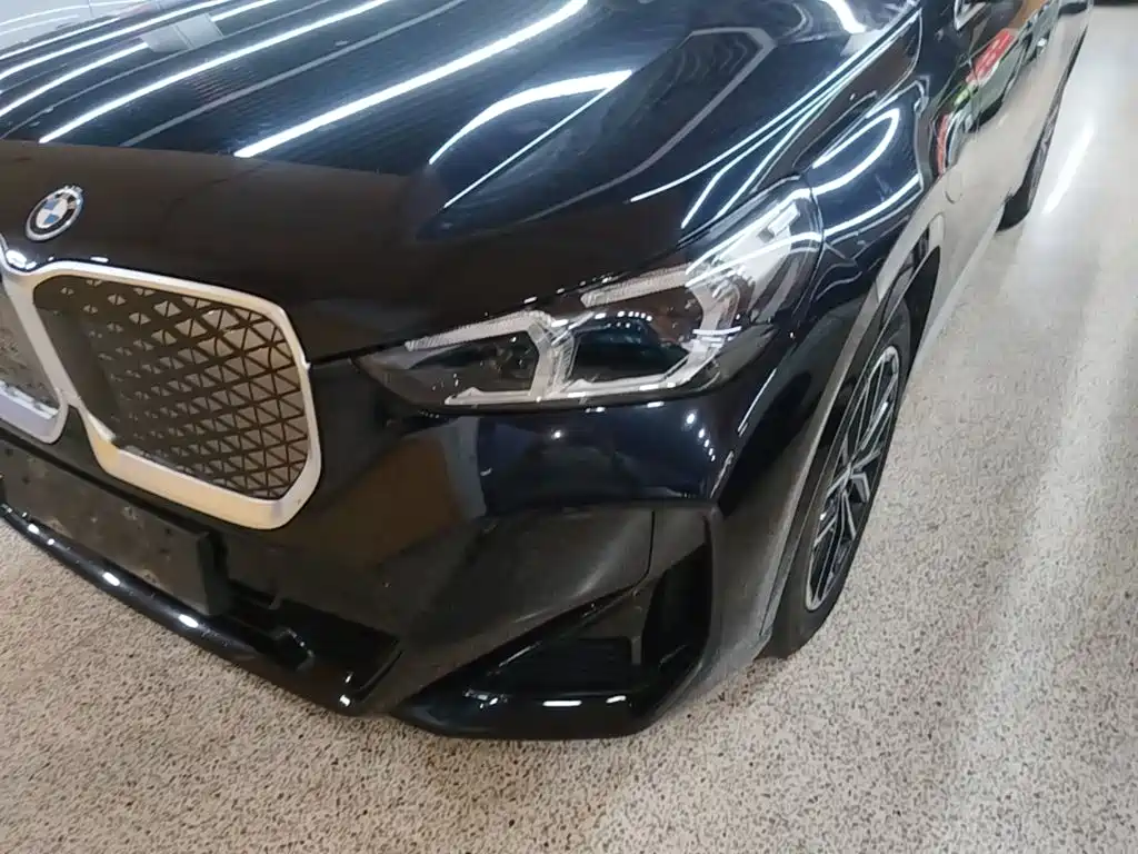 BMW iX1 — миниатюра 24
