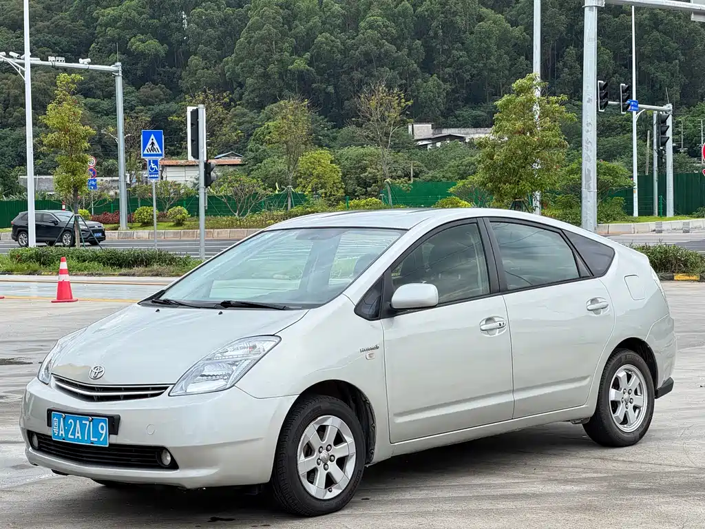 普锐斯 2006款 1.5L 真皮导航版