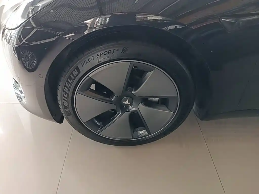 Tesla Model 3 — фотографии объявления, Фото 24