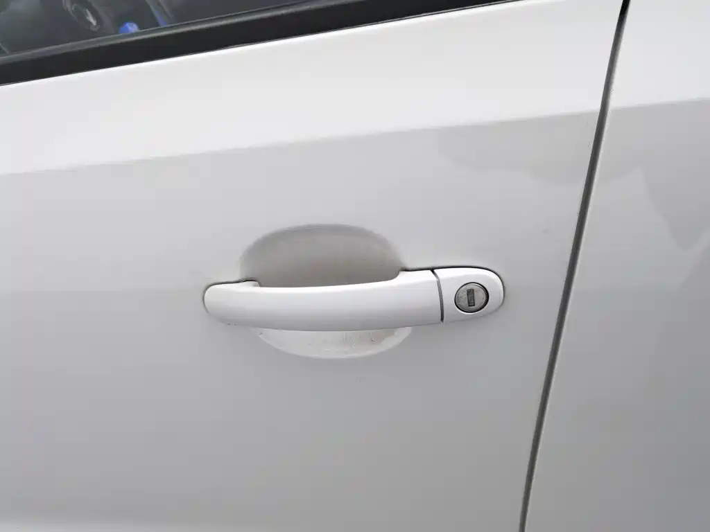 Volkswagen Polo — миниатюра 18