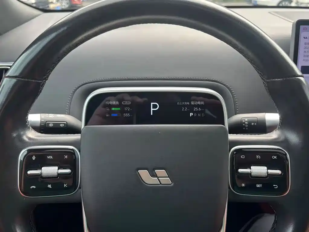 Li Auto Li L8 — миниатюра 6