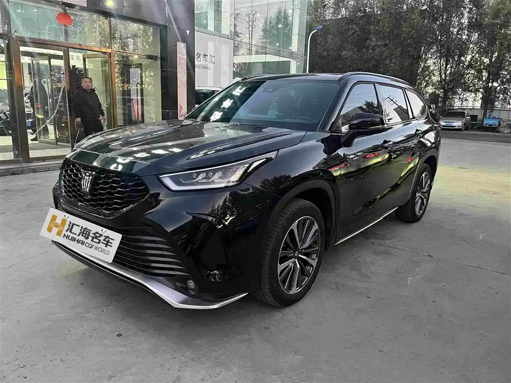 Toyota Crown Kluger