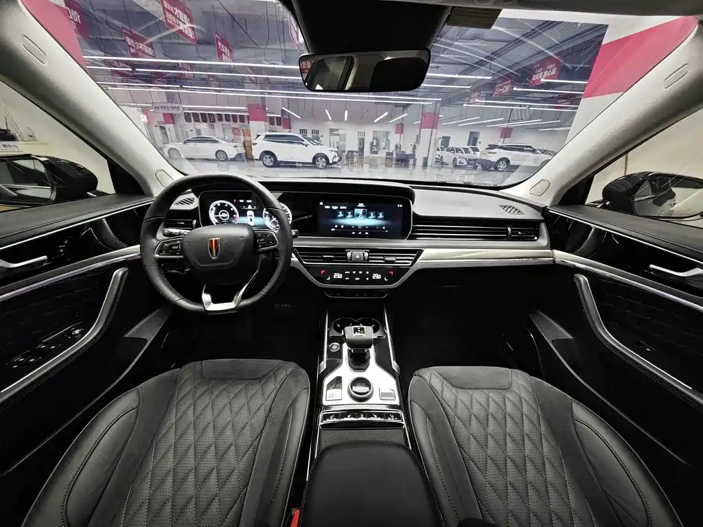 Hongqi HS5 2019 2.0T