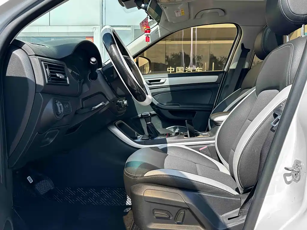 Qoros Qoros 5 — миниатюра 7