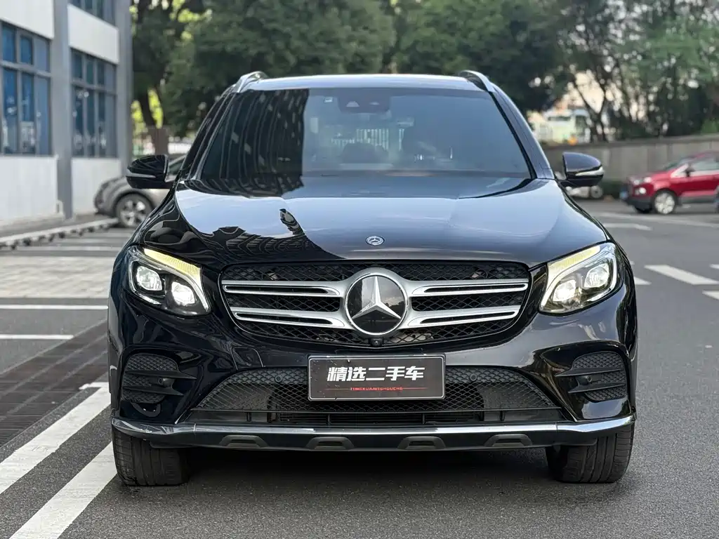MERCEDES-BENZ GLC