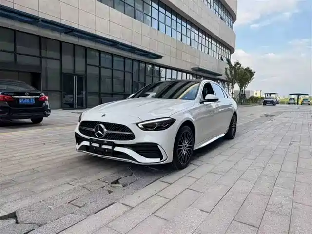 MERCEDES-BENZ C CLASS 2024