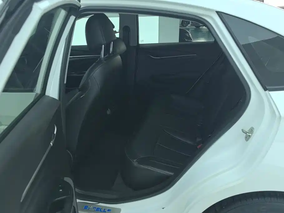 Buick Excelle — миниатюра 11