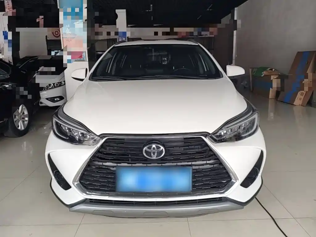 Toyota Yaris L — миниатюра 3