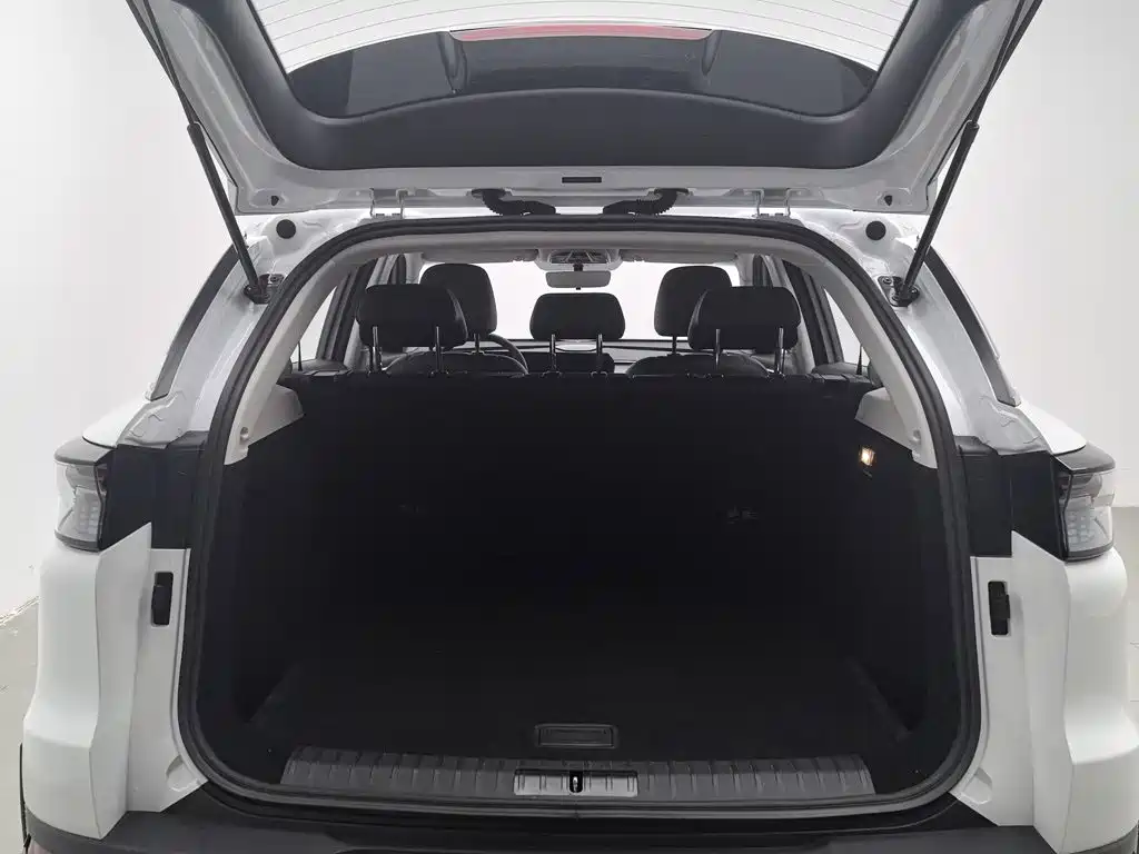 BAIC X7 — миниатюра 16