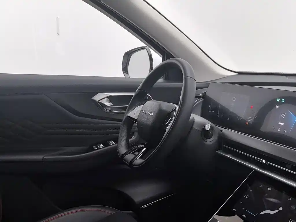 BAIC X7 — миниатюра 22