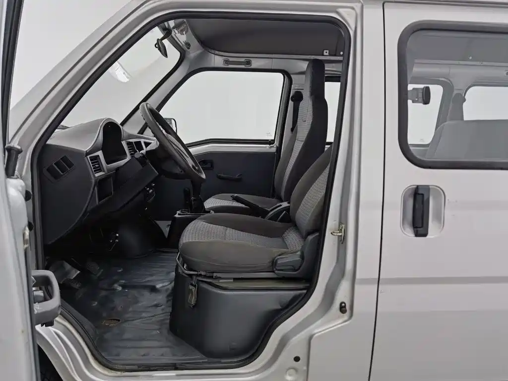 Wuling Zhiguang — миниатюра 10