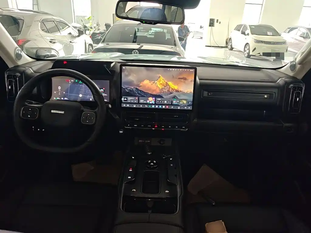 Haval Menglong New Energy — миниатюра 10
