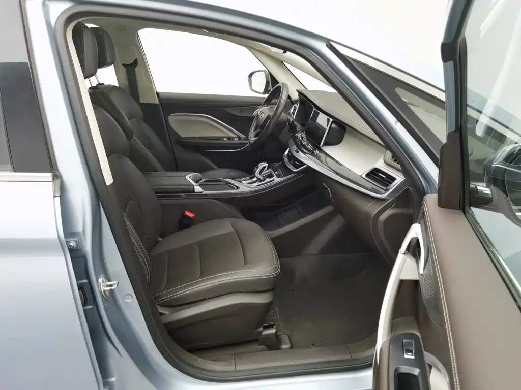 Geely Jia Ji — миниатюра 23