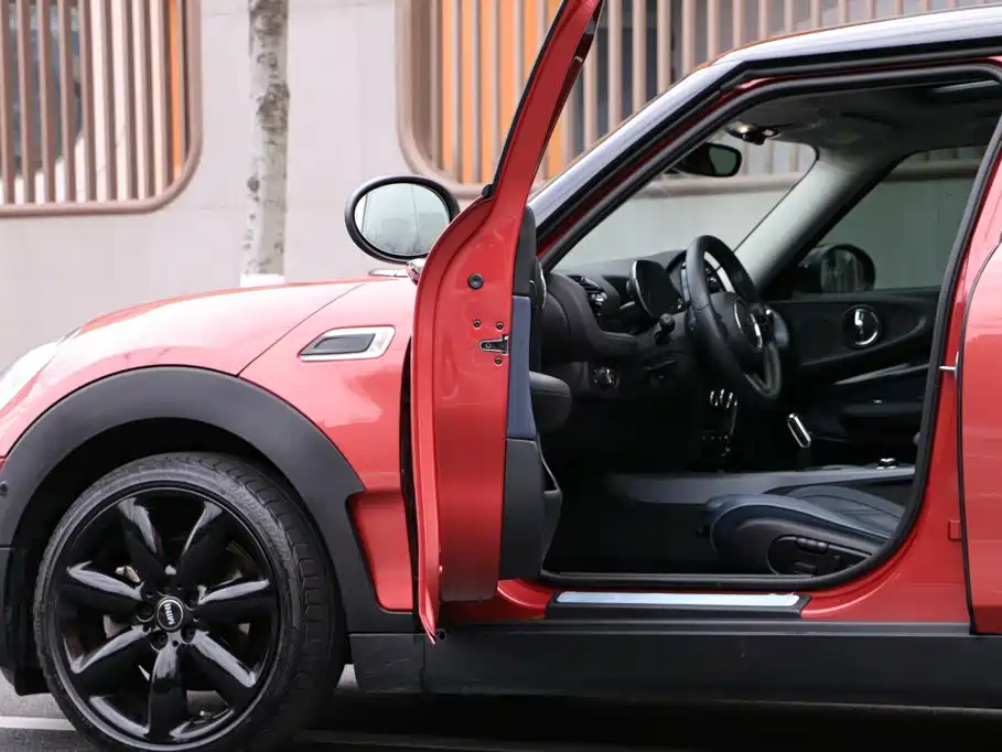 MINI Mini Clubman — миниатюра 22