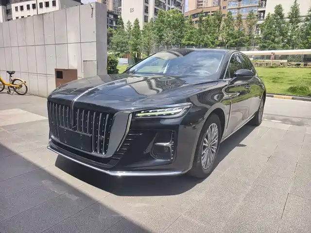 2023 Hongqi H5