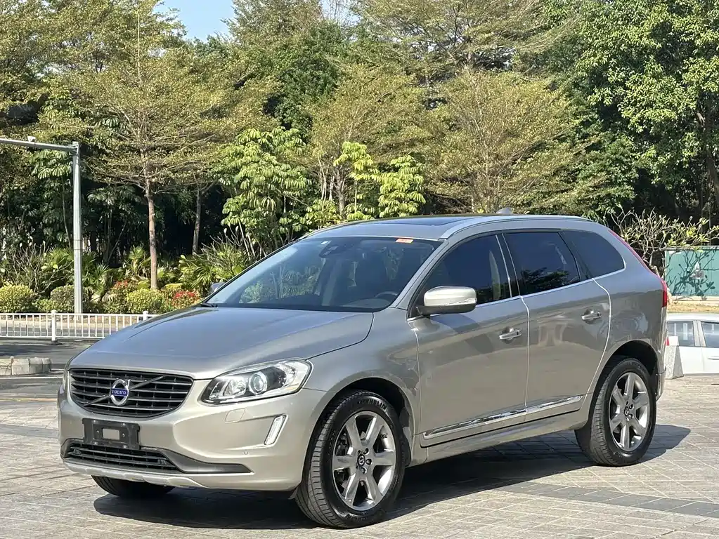 Volvo XC60 (Import) 2014