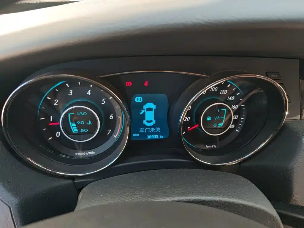 BAIC Senova D50 — миниатюра 12