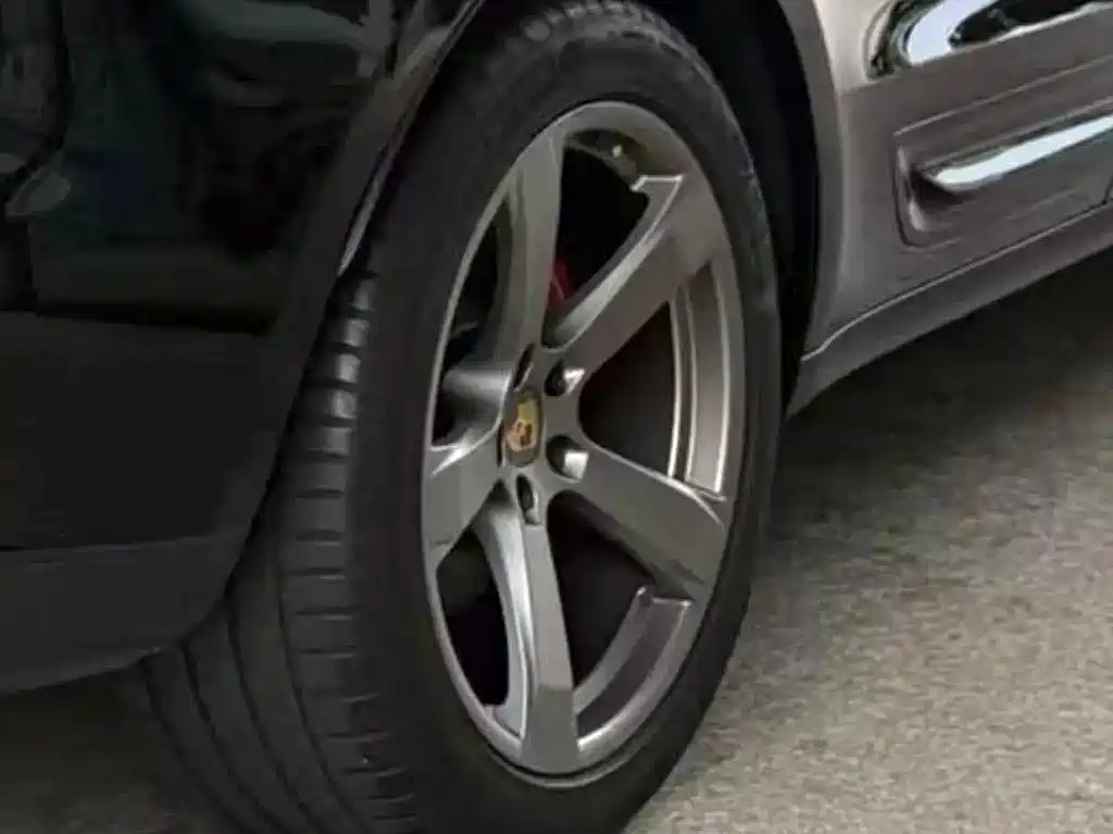 Porsche Macan — миниатюра 6