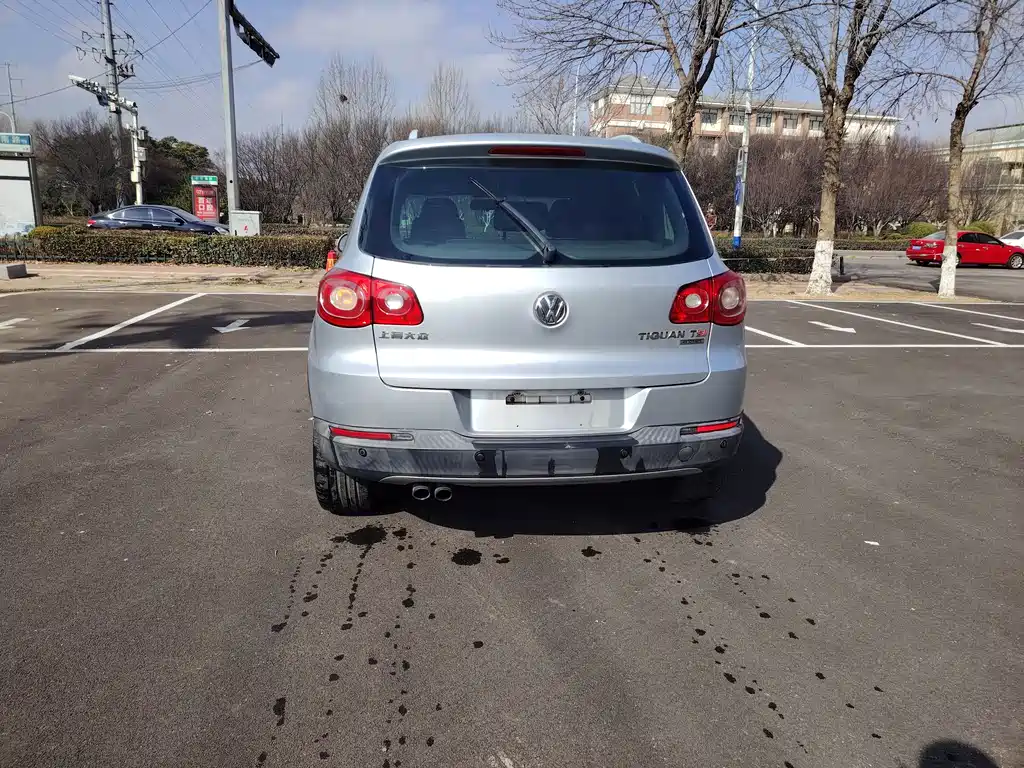 Volkswagen Tiguan 2012 1.8TSI AT