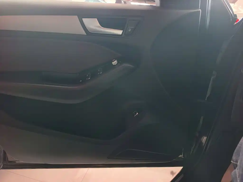 Audi Q5 — миниатюра 5