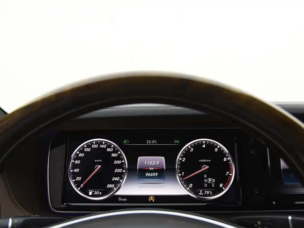 Mercedes-Benz S-Class — миниатюра 14