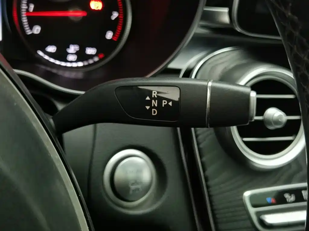 Mercedes-Benz C-Class (Import) — миниатюра 13