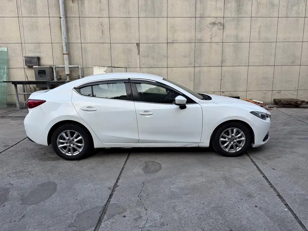 Mazda 3 Axela — миниатюра 4