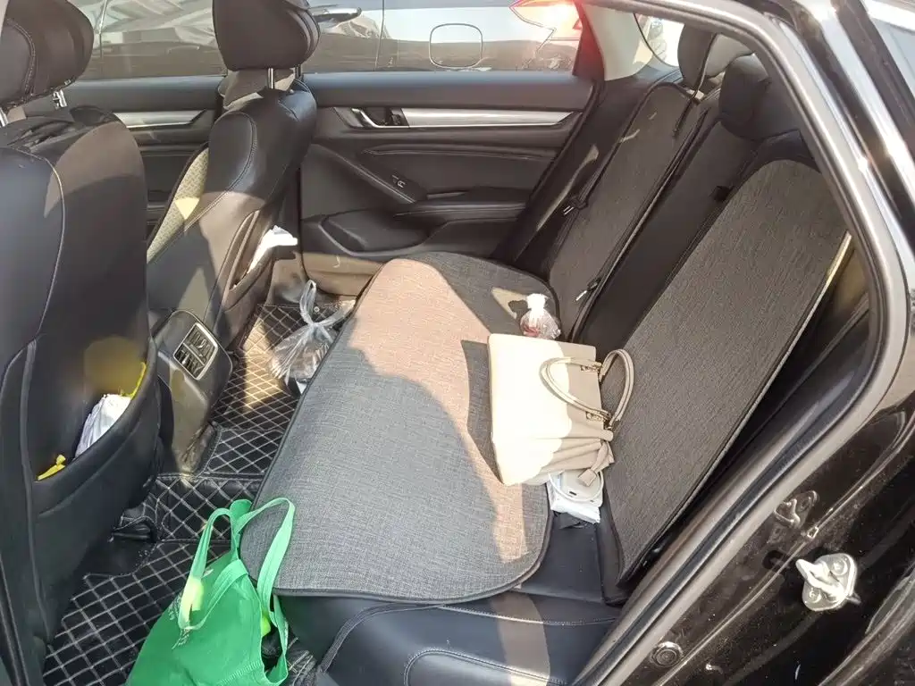 Honda Accord — миниатюра 15