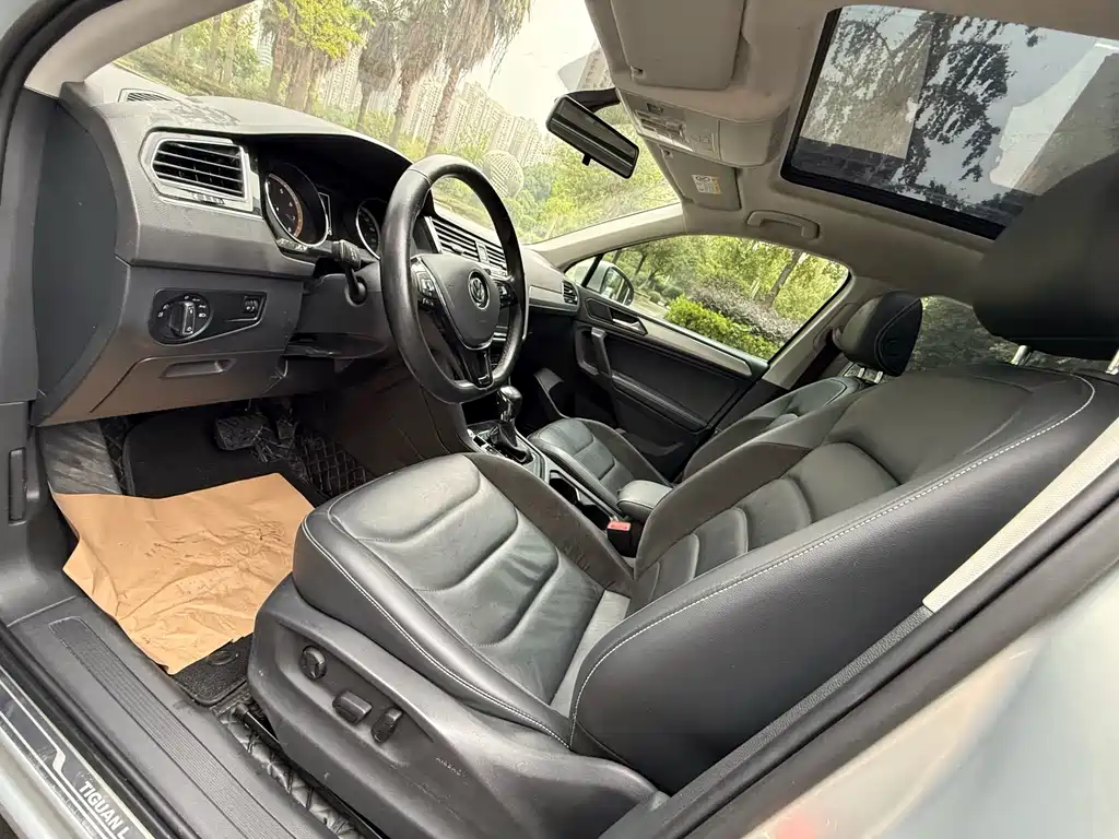 Volkswagen Tiguan L — миниатюра 8