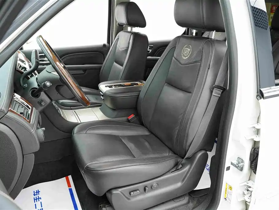 Cadillac Escalade 6.2L ESV Platinum Edition Extended Type, фото 7
