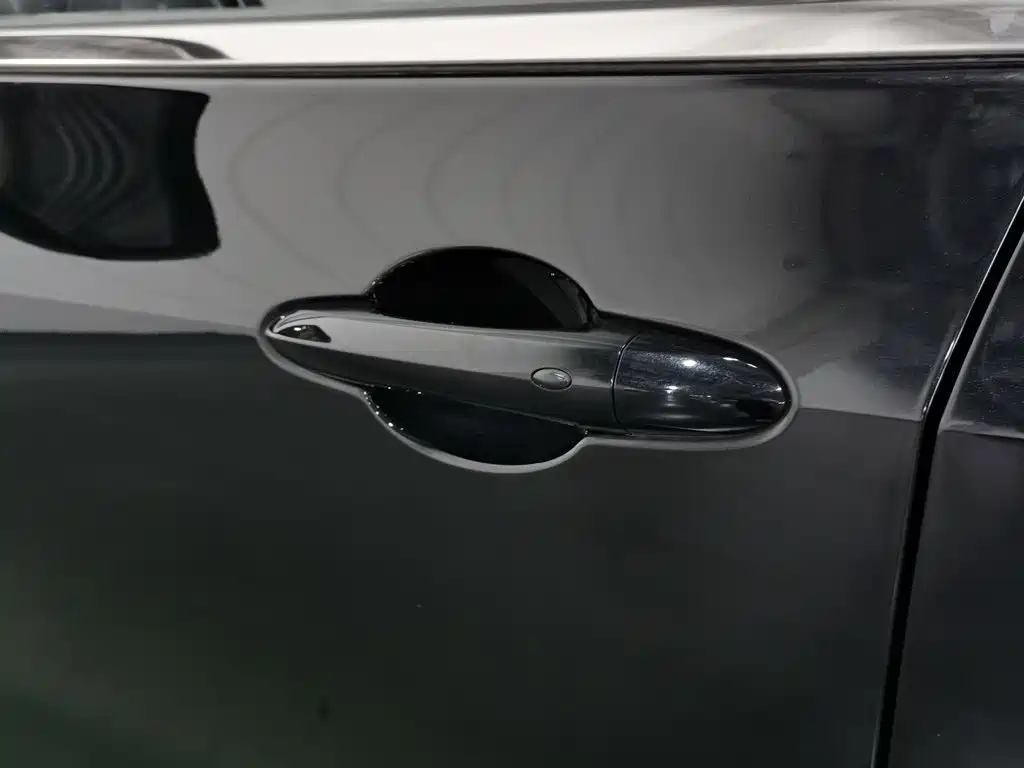 Ford Equator Sport — миниатюра 18