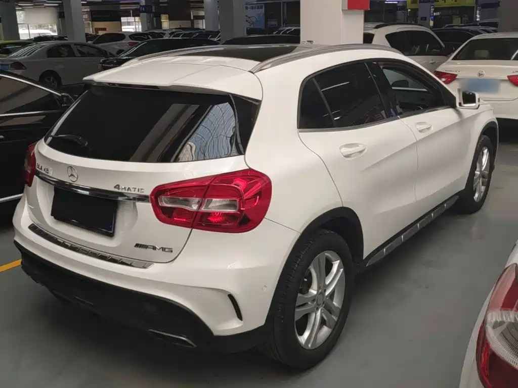 Mercedes-Benz GLA — миниатюра 7