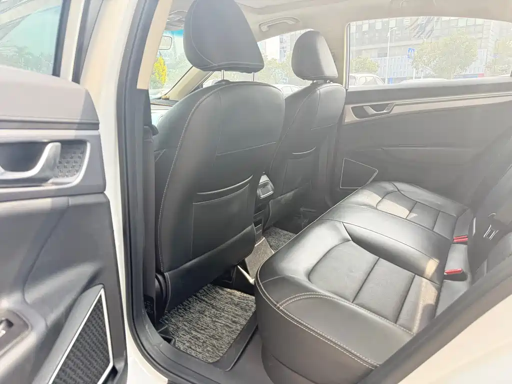 GEELY AUTOMOBILE EMGRAND GL