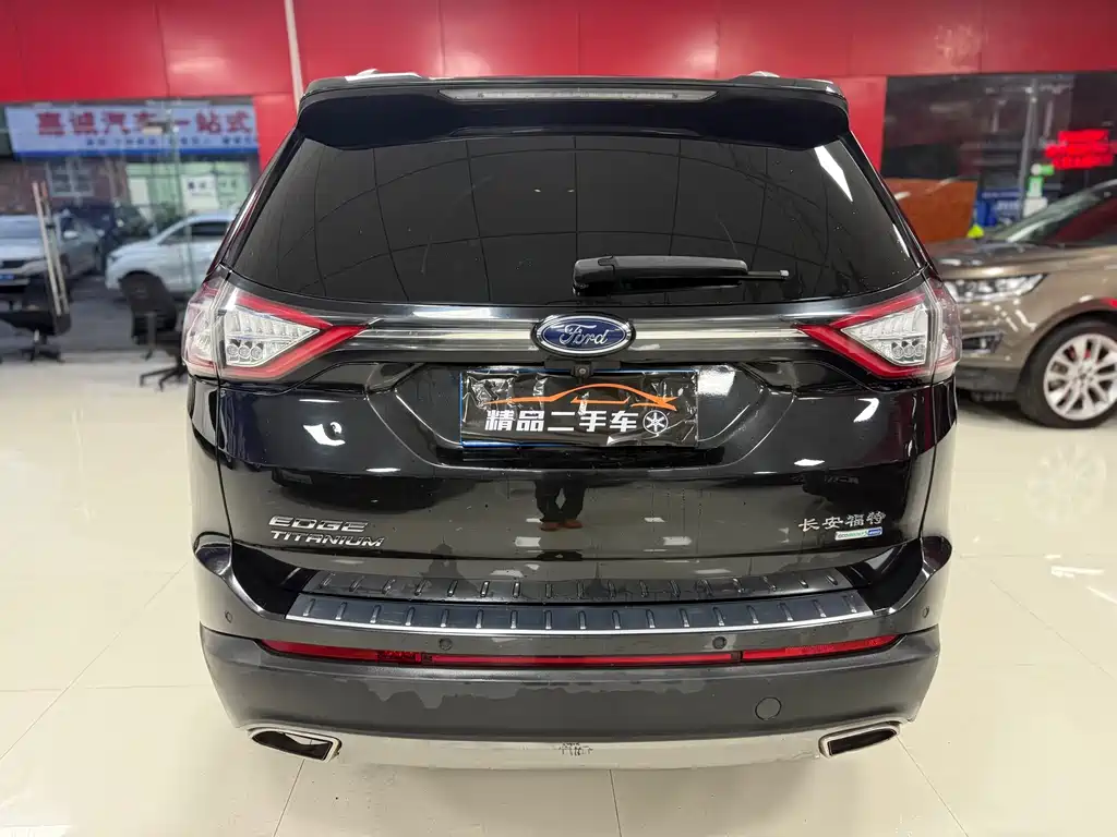 Ford Edge — миниатюра 8
