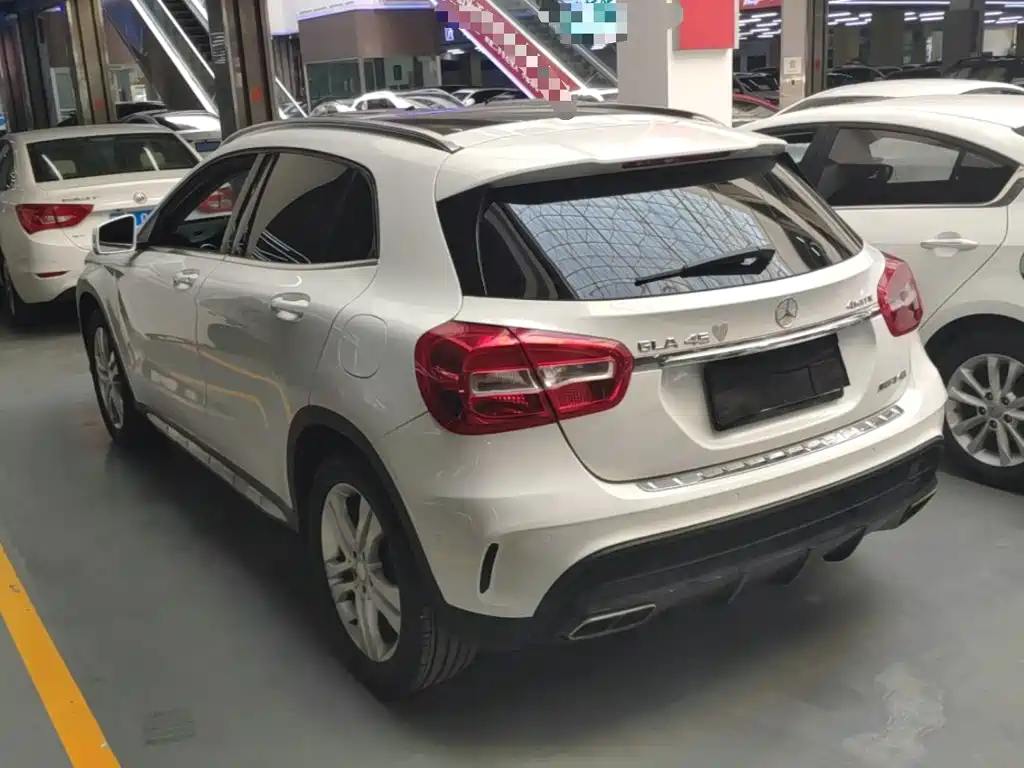 Mercedes-Benz GLA — миниатюра 5