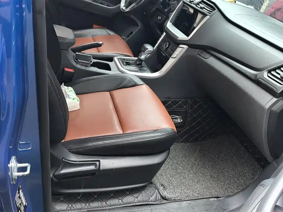 SAIC MAXUS CHASE T60