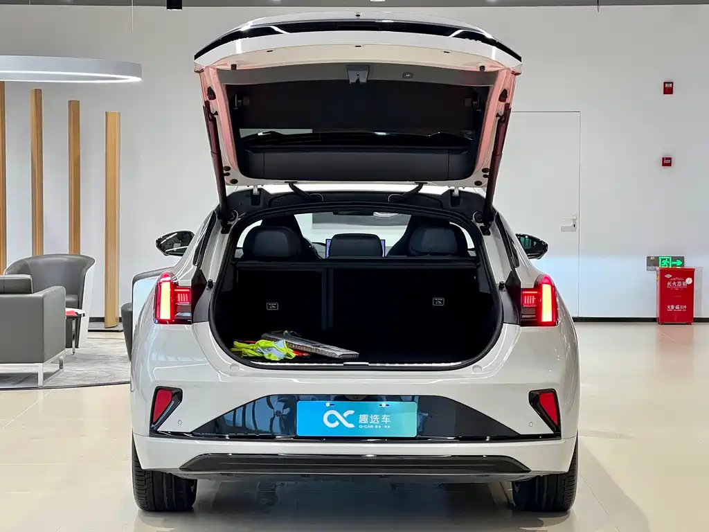 ZEEKR EXTREME KRYPTON 001