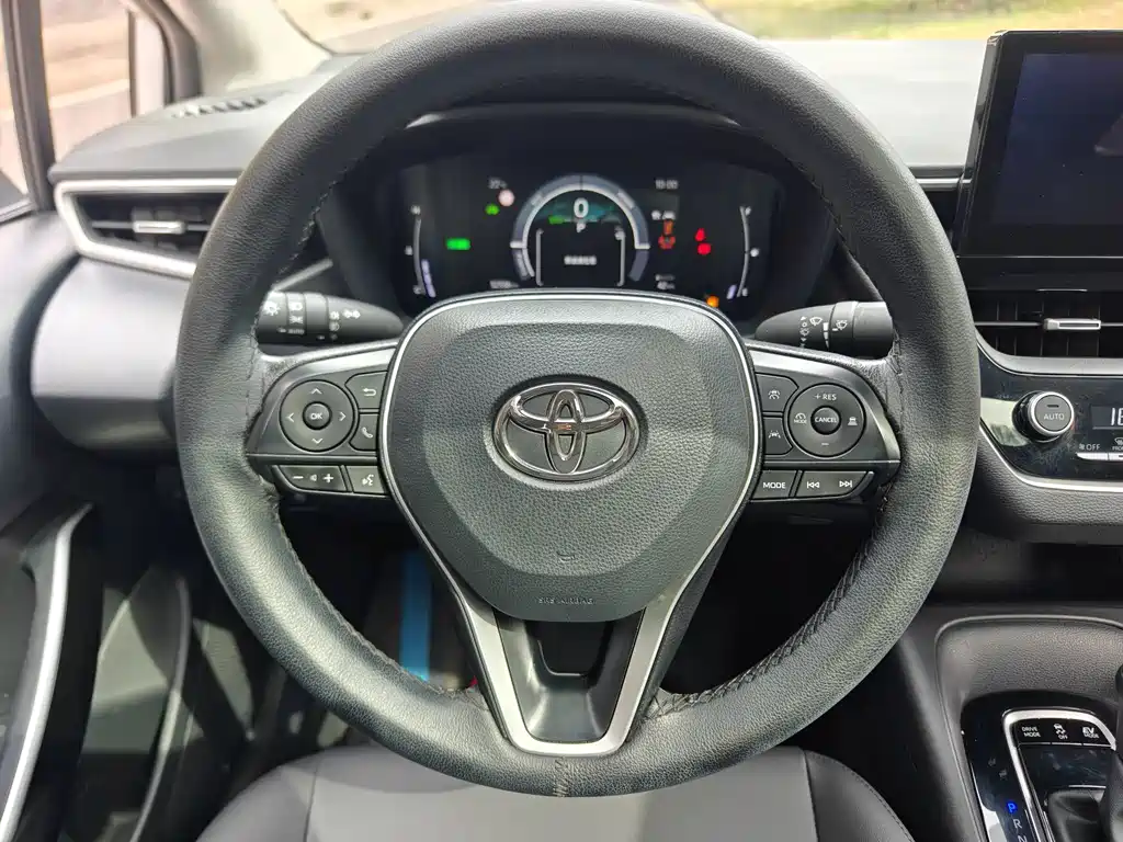 Toyota Corolla — миниатюра 13