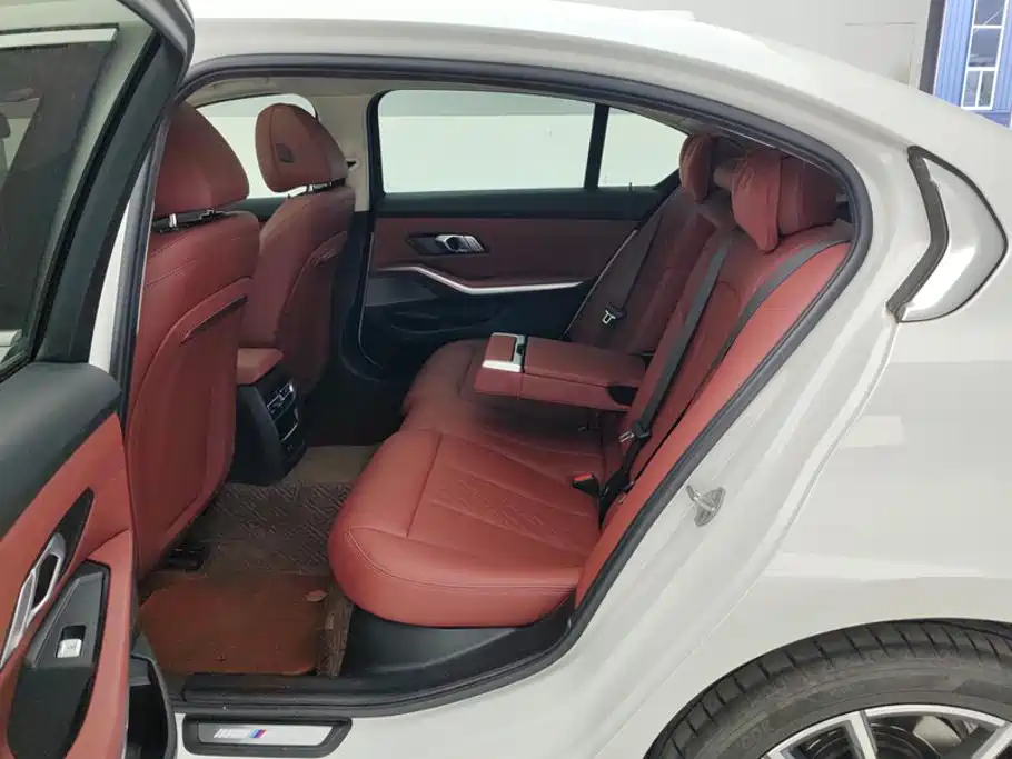 BMW 3 Series — миниатюра 11