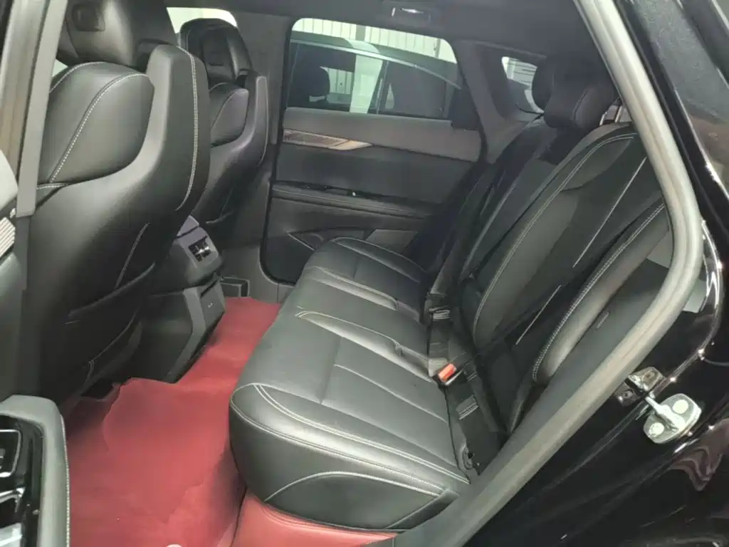 Cadillac IQ — миниатюра 17