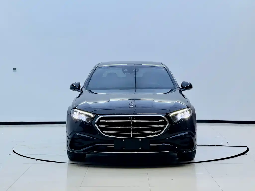 Mercedes-Benz E-Class New Energy — миниатюра 2
