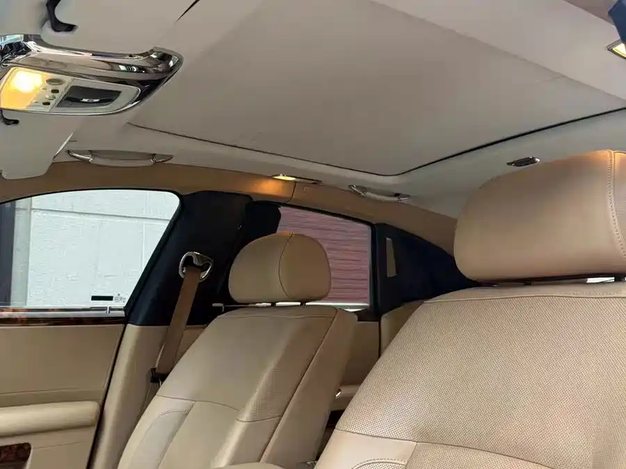 Rolls-Royce Ghost — миниатюра 8
