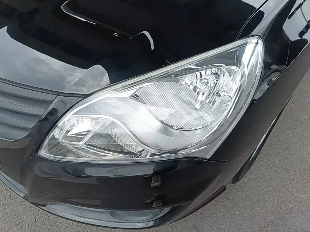 Hyundai Elantra — миниатюра 24