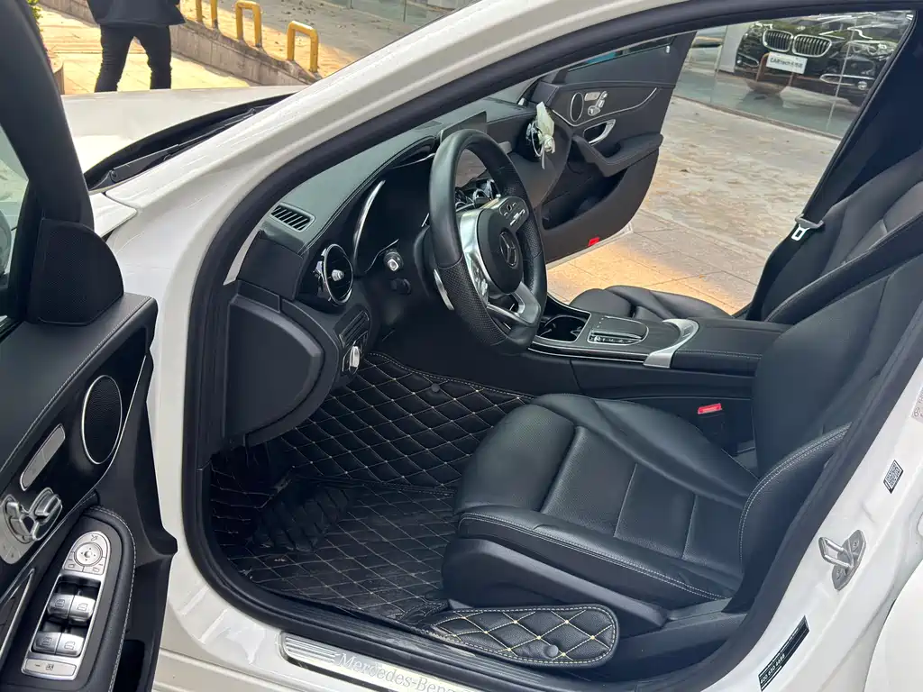 MERCEDES-BENZ C CLASS