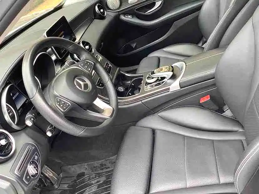Mercedes-Benz C-Class — миниатюра 7