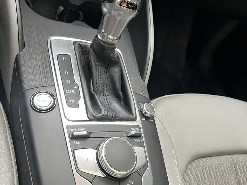 Audi A3 - фото 19