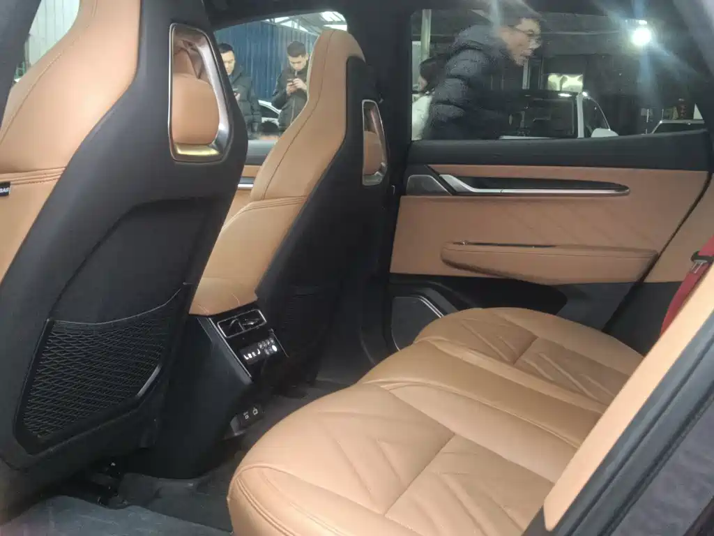 ZEEKR EXTREME KRYPTON 001