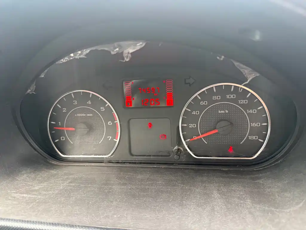 Wuling Rongguang — миниатюра 10